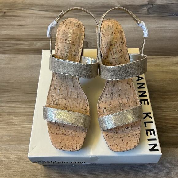 Anne Klein Women's Zaya Block Heel Sandals 4.5" Platinum Ankle Strap Size 10 NWB - Picture 3 of 15